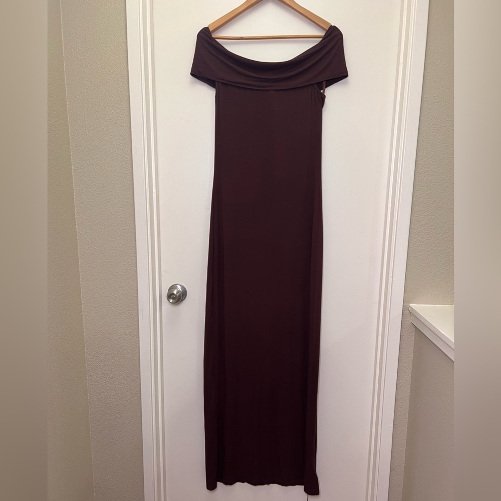 All The Ways NWT Chocolate Brown Off Shoulder Maxi spring wedding guest dress - Picture 2 of 14